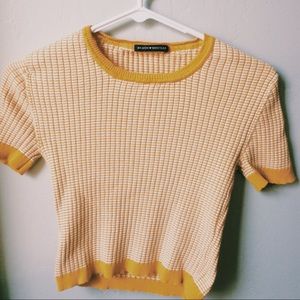 A rare Brandy Melville great condition tee! :)